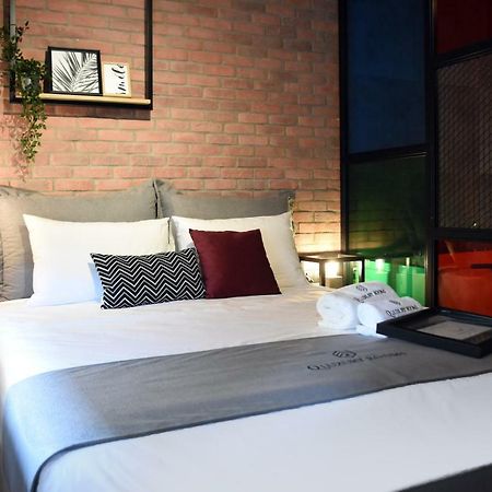 Q Luxury Rooms เทสซาโลนิกิ ภายนอก รูปภาพ